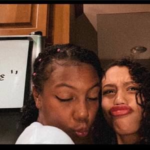 Meet your Posher, Mariah